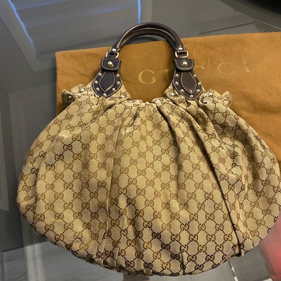 Gucci Handbags - ❌SOLD❌💯 AUTHENTIC GUCCI BAG🤎